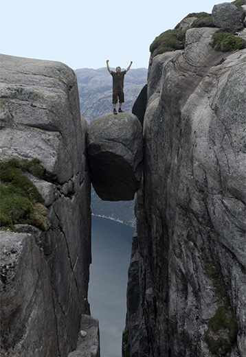 Kjeragbolten-roccia-il-bullone