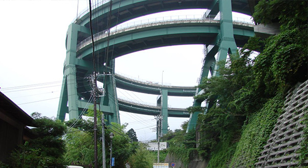 ponte-a-spirale-kawazu