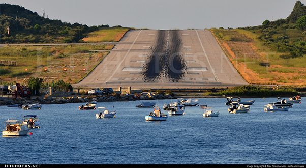aeroporto-skiathos-pista
