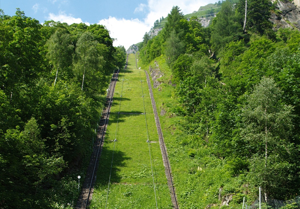 larchwandschragaufzug-austria