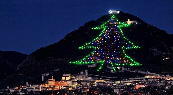 albero-di-natale-piu-grande-del-mondo